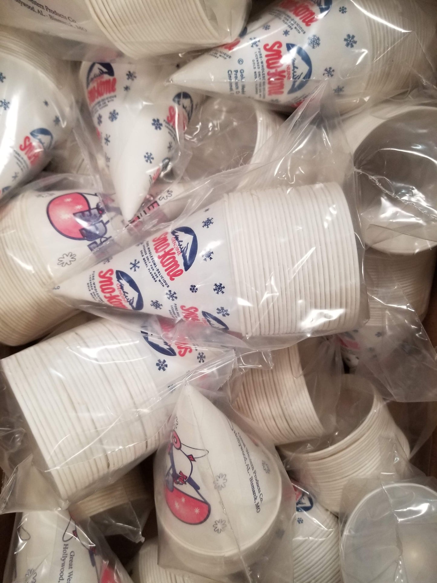 Sno Cone Cups & Straws (Packs of 25)