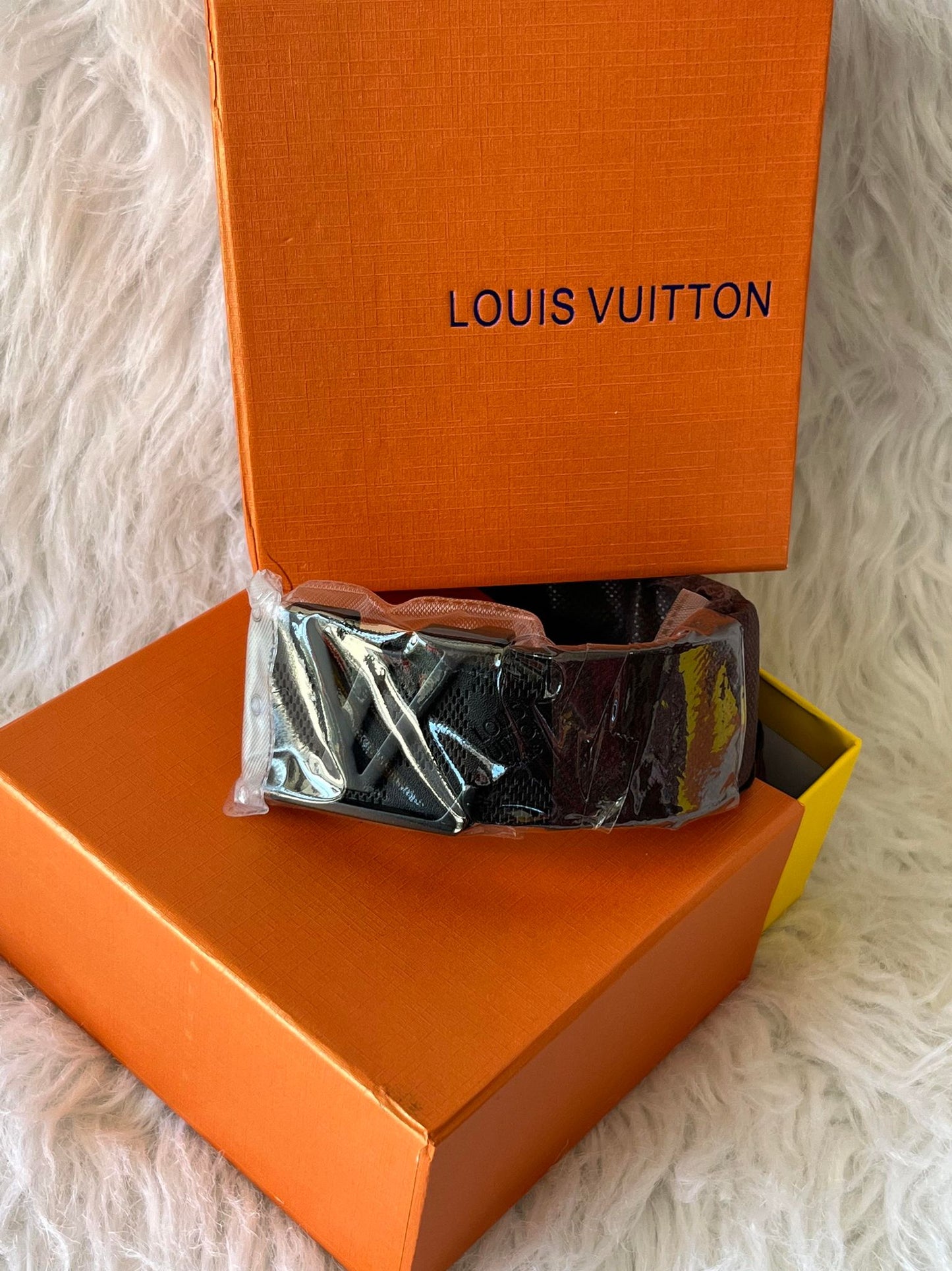 "Vogue Venue" Adult Fashion Belt